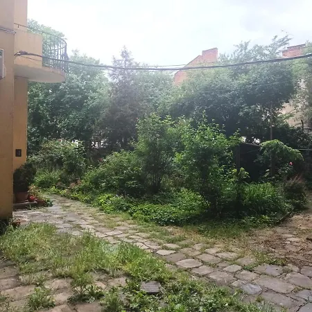 Central, Quiet & Cozy Penthouse דירה